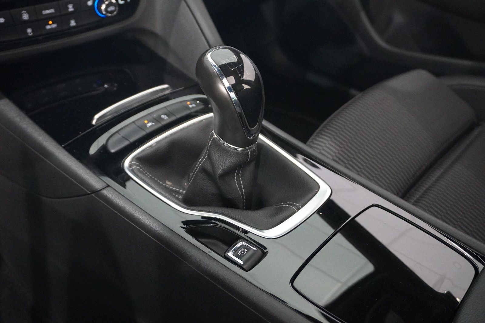 Fahrzeugabbildung Opel Insignia B GS 2.0D INNOV. NAVI/KAMERA/PANO./AHK