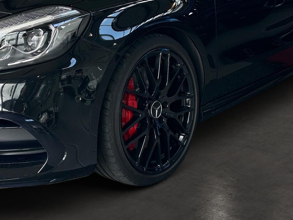 Fahrzeugabbildung Mercedes-Benz AMG A45 4M Night Totwi. ACC Pano Memo LED Ambie.