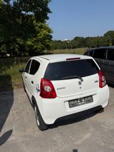 Suzuki Alto 1.0 Basic Basic - Suzuki Alto: Basic