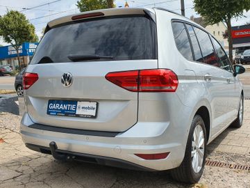 Volkswagen Touran - 7