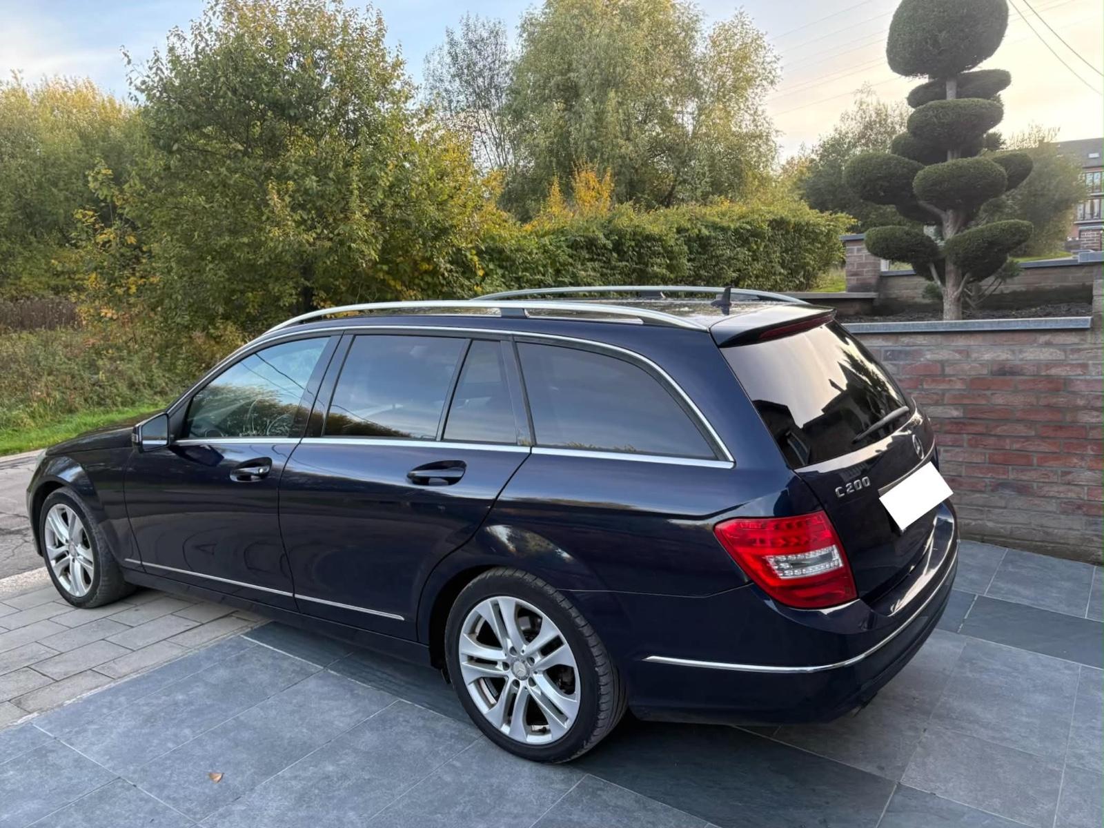 Mercedes-Benz C200 2012 — photo 5