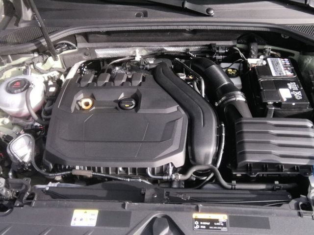 Q2 35 TFSI edition one, Navi, Optik Schwarz, Sou