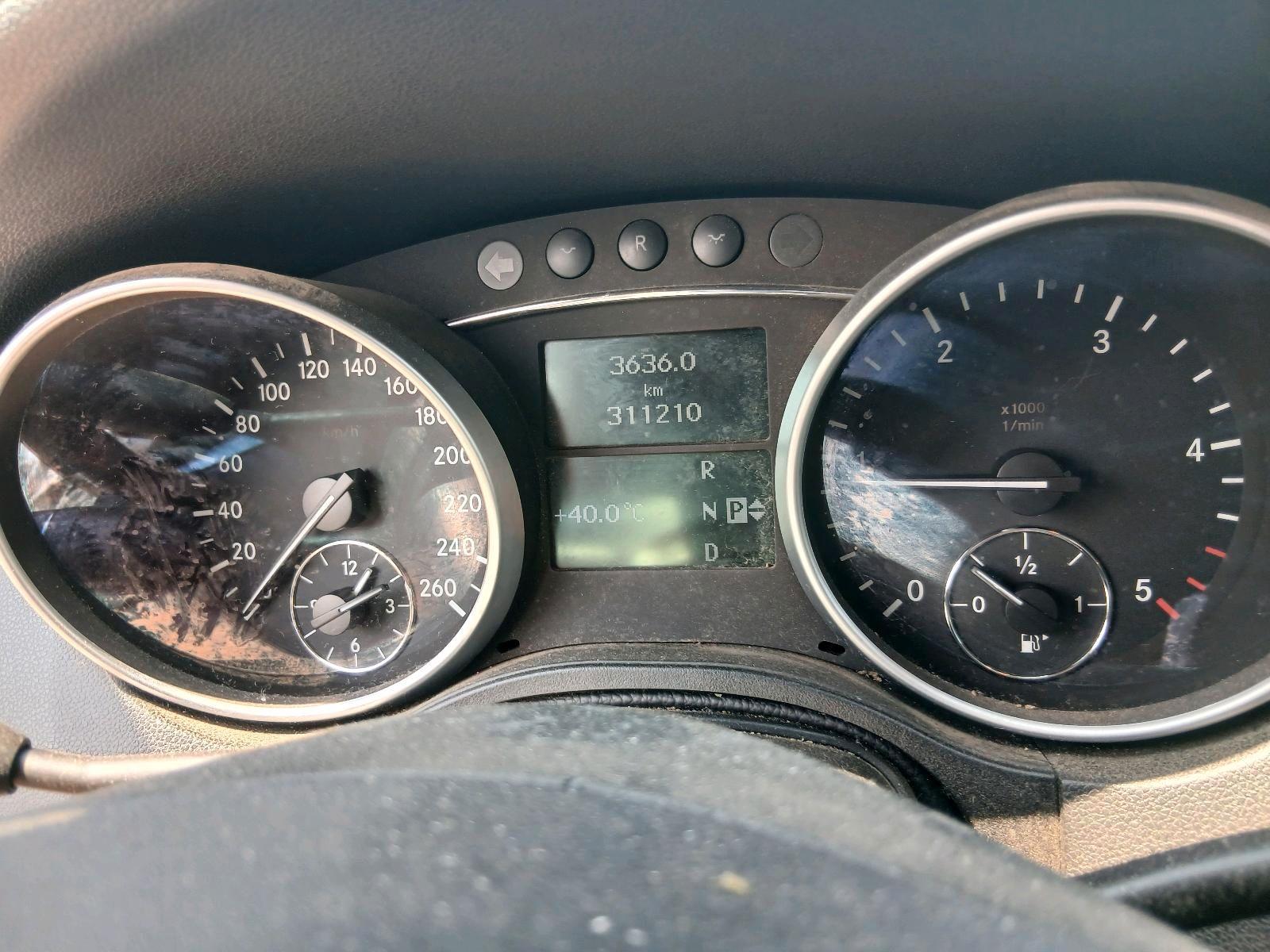 Mercedes-Benz ML350 2009 — photo 14