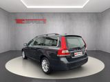 Volvo V70 Kombi Momentum - Volvo V70 mit Diesel-Antrieb: Leder, Navigationssystem, Kombi