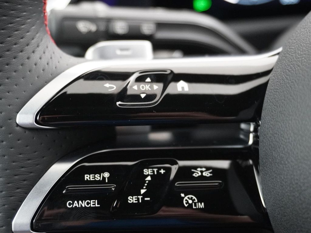 Mercedes-Benz A 180 Star Edition AMG Line | Voorstoelen Verwar