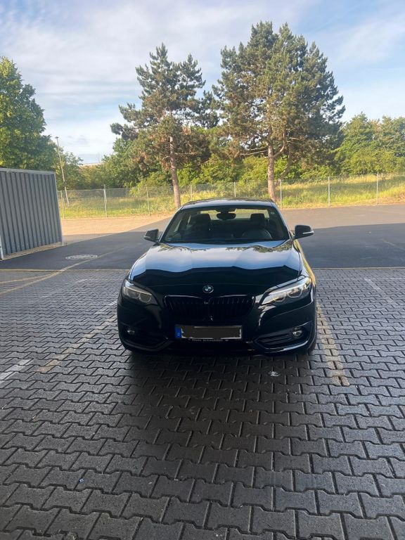 Image of BMW 218