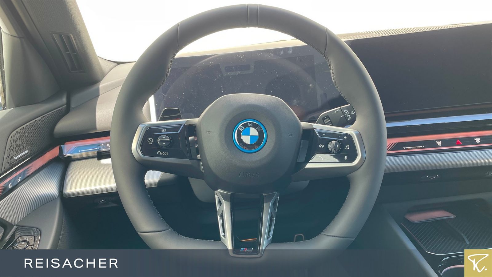 BMW i5 A Tou xDrive40 M-Sport,AHK,DAProf,Autom foto 5