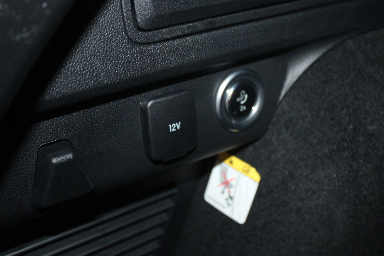 Fahrzeugabbildung Ford Kuga PHEV ST-Line X LED AHK 2xCam ACC WinterPak.