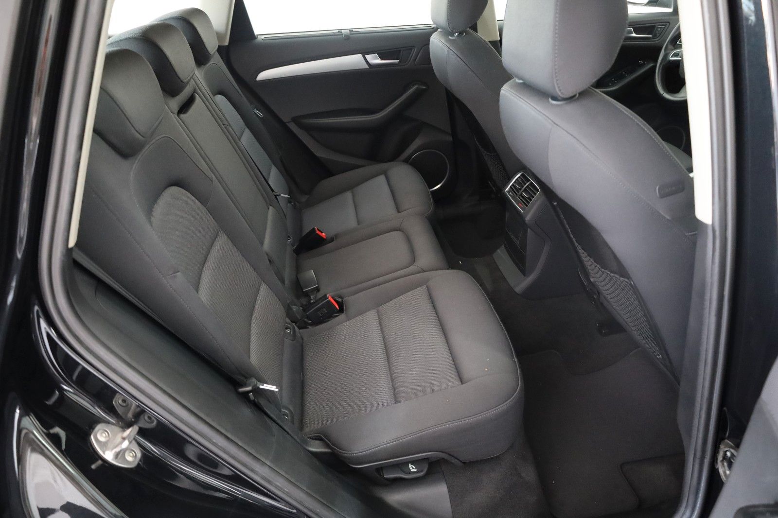 Fahrzeugabbildung Audi Q5 3.0 TDI  quattro,Navi,SH,Xenon,B&O,8xAluräder