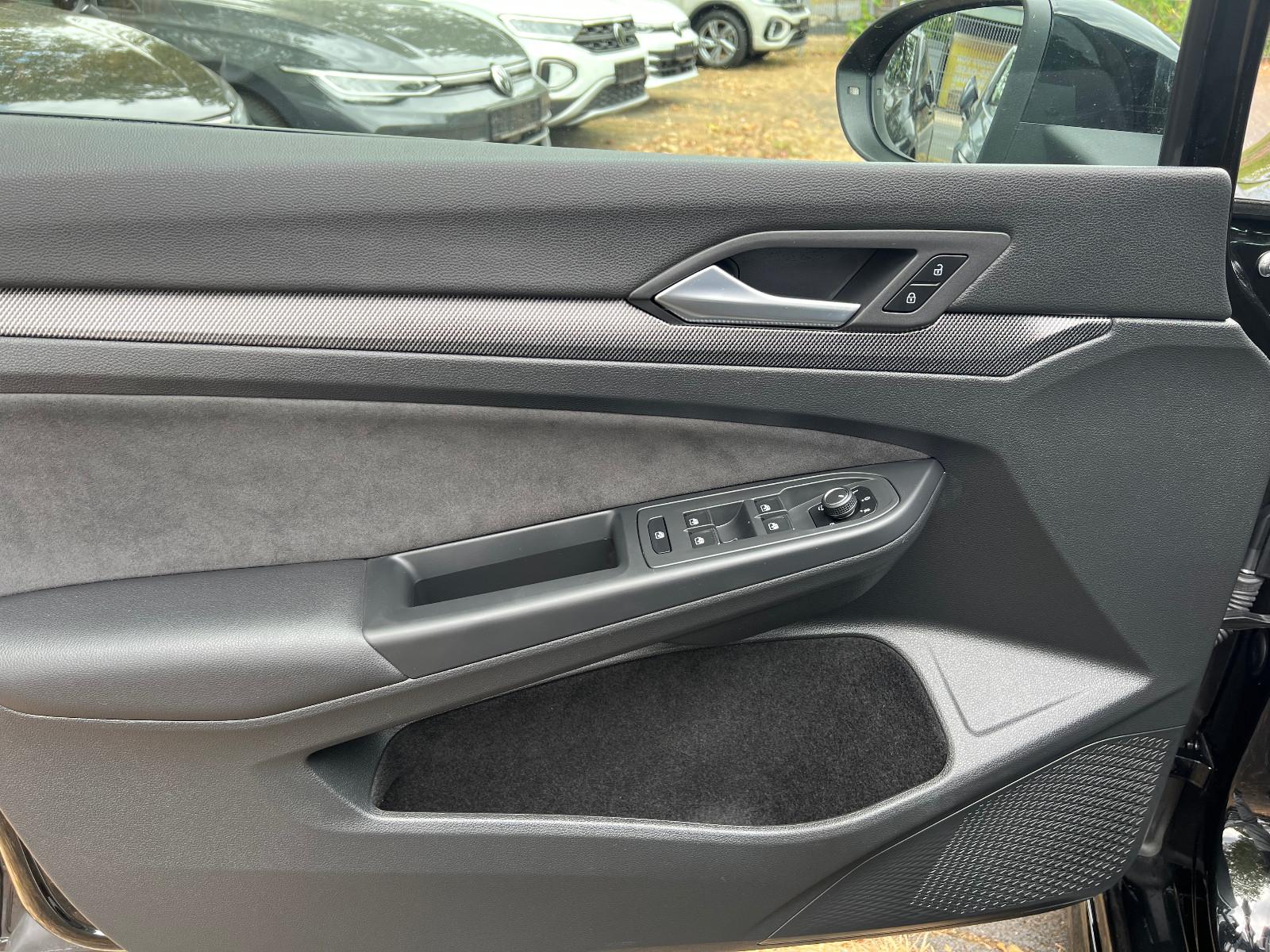 Volkswagen Golf VIII Lim 1.5 TSI R-Line-LED-KAM-NAVI-GARANT, миниатюра 9