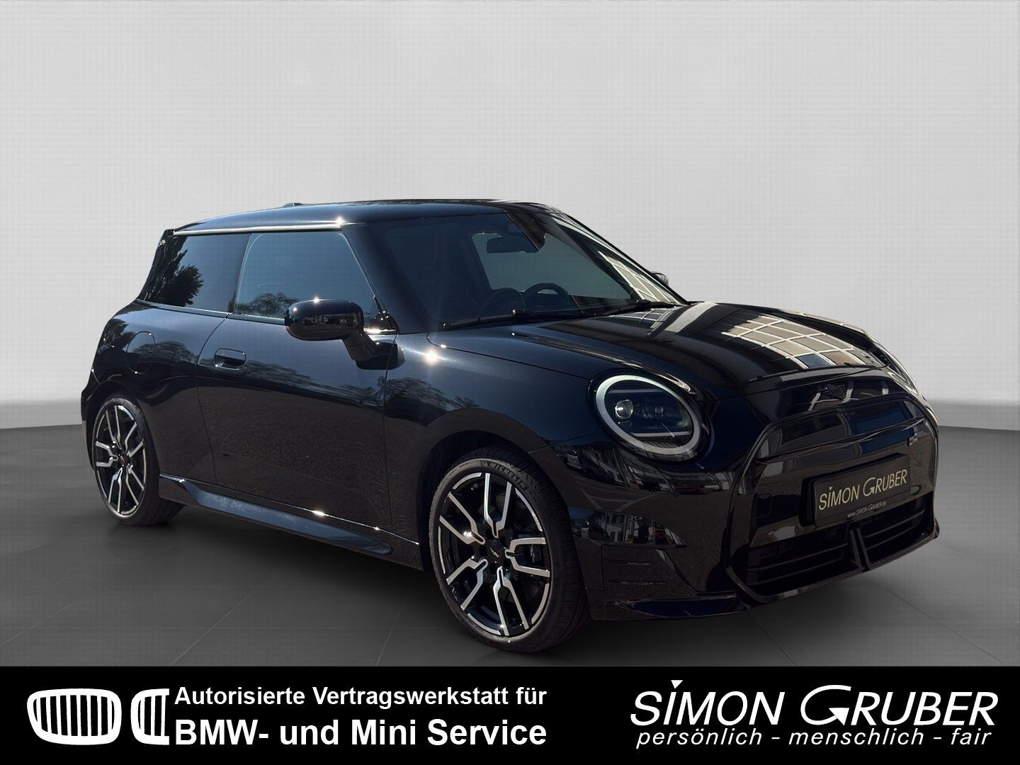 Fahrzeugabbildung MINI Cooper SE John CooperWorks Panorama HUD Ambiente
