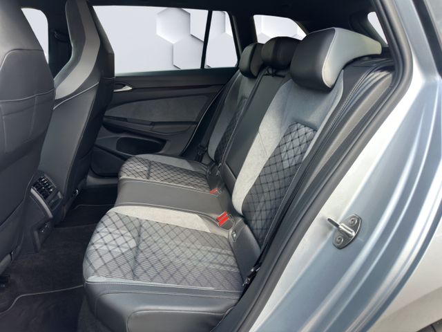 Golf Variant eTSI 1.5 Mildhybrid R-Line DSG Blac