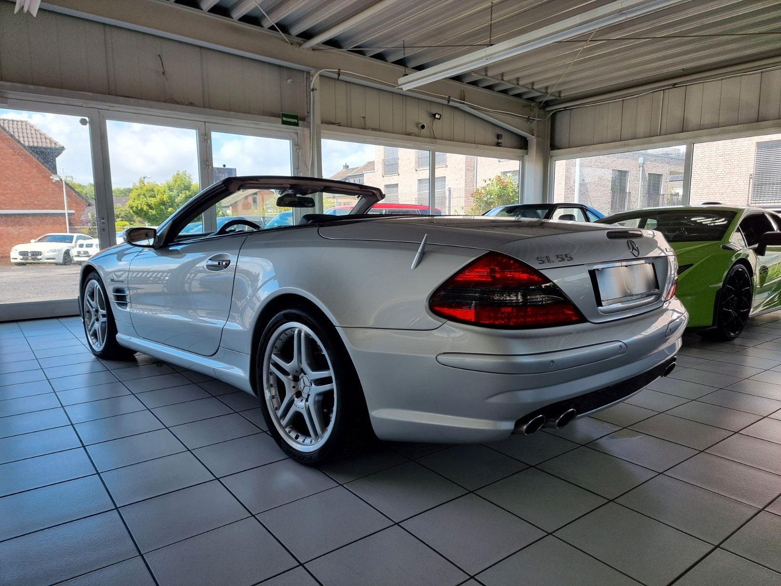 Fahrzeugabbildung Mercedes-Benz SL 55 AMG/Dt./Rarität mit F1 Performance Package