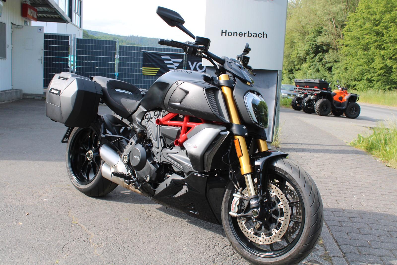 Ducati Diavel 1260 S ABS Öhlins TOPZUSTAND wenig km