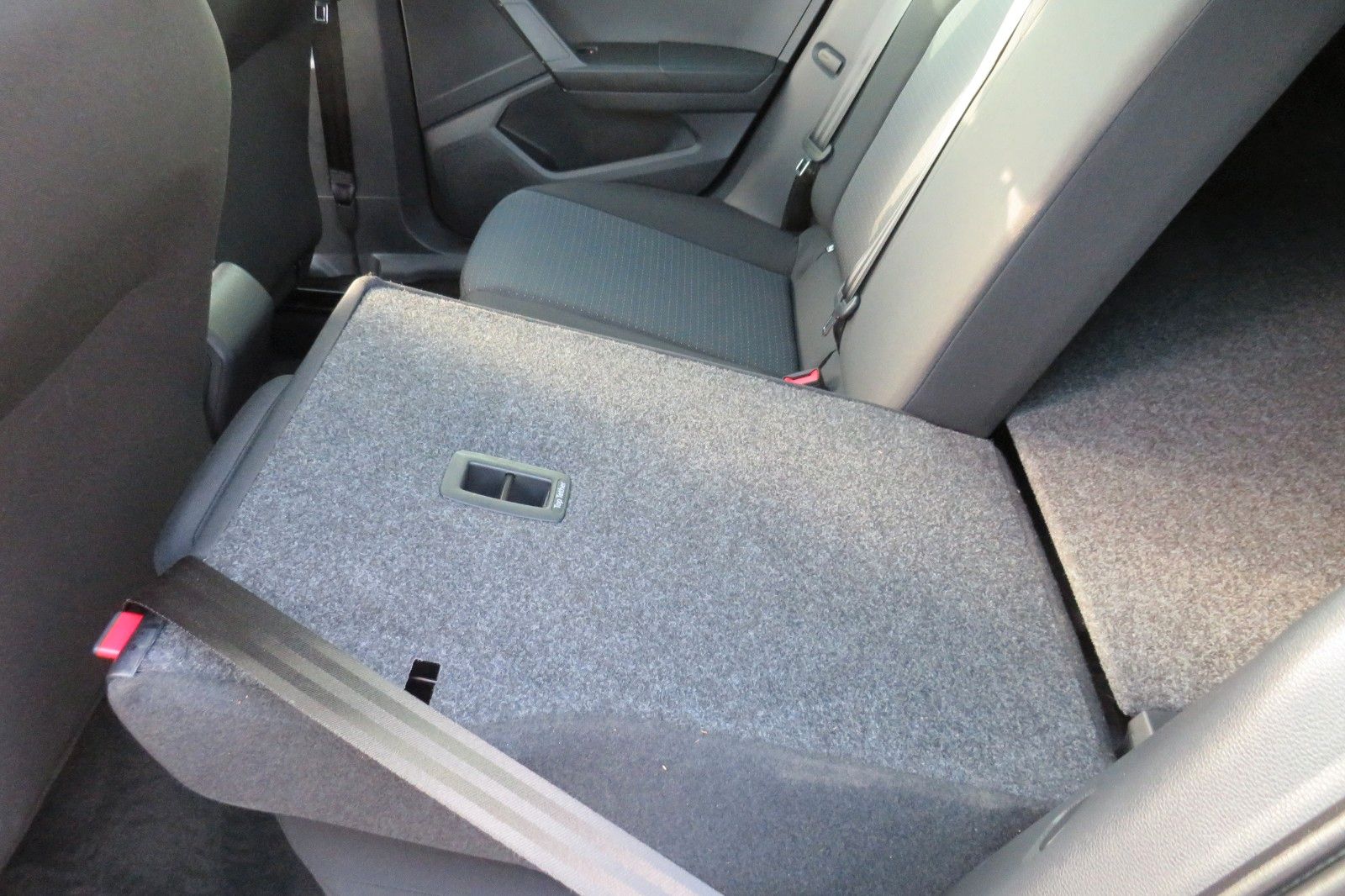 Fahrzeugabbildung SEAT Arona Style DSG FULL-LINK SITZH KAMERA GJ ACC 1H