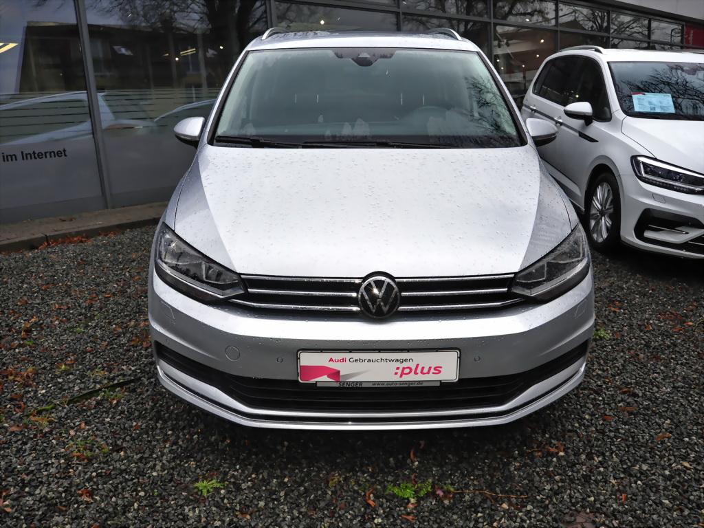 Volkswagen Touran 1.5 TSI Active AHK PDC SHZ APP-Connect