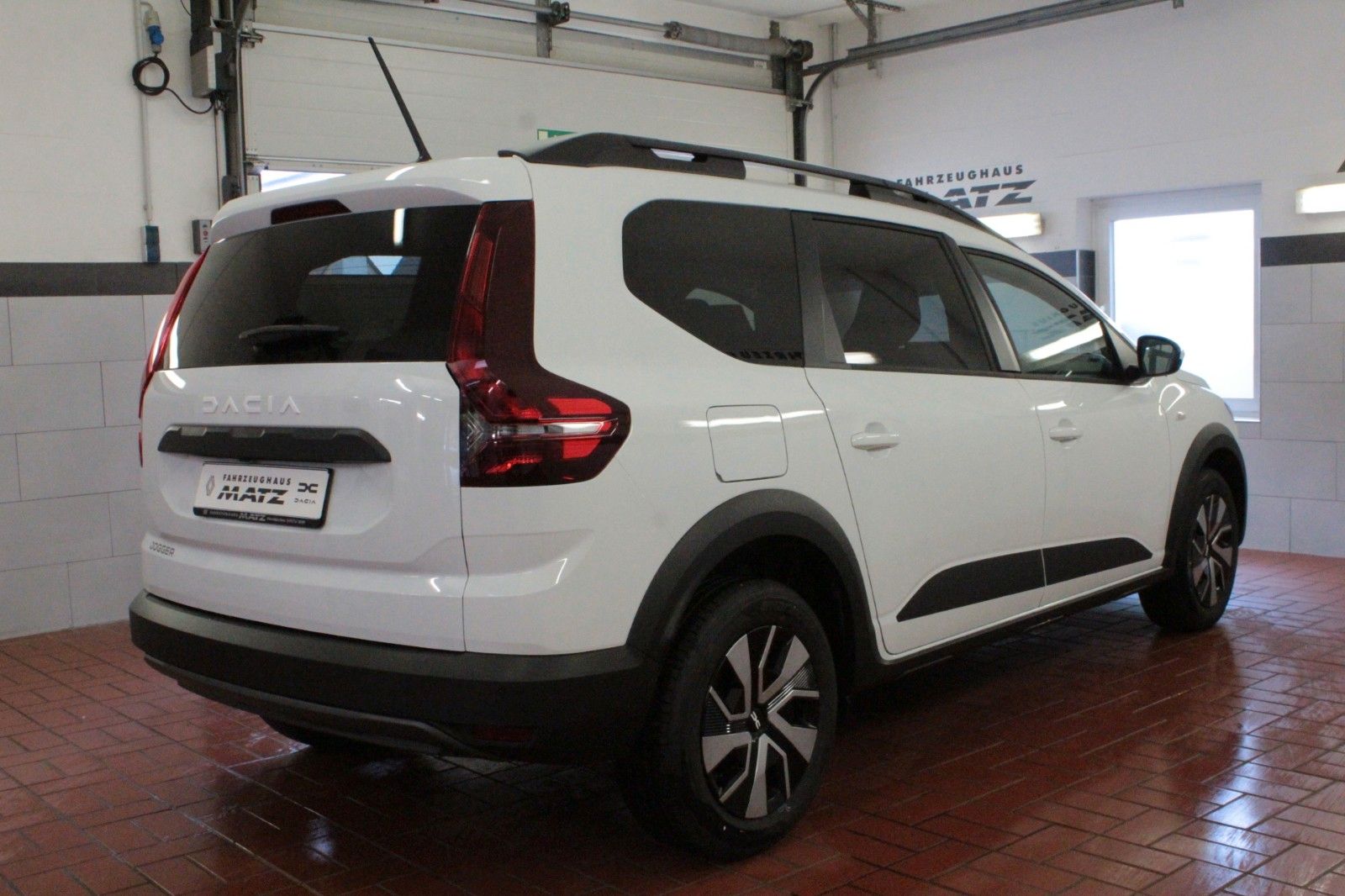 Fahrzeugabbildung Dacia Jogger ECO-G 100 Expression 5-Sitzer #15162