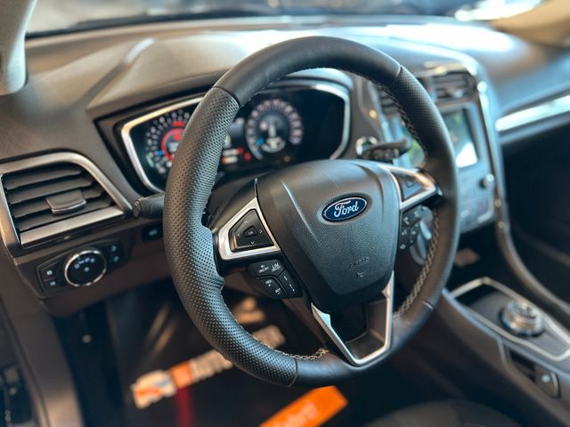 Ford Mondeo Turnier Titanium AWD *AHK*Kamera*Klima*BT