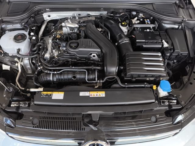 Fahrzeugabbildung Volkswagen Golf VIII 1.5 TSI Goal LED ACC NAVI RÜCKKAM ALLW