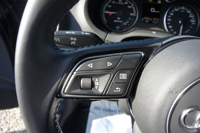 Fahrzeugabbildung Audi A3 Sportback 40 1.4 TFSI e-tron NAVI SHZ LED ACC