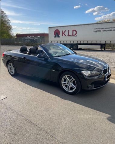 BMW 320i Cabrio Automatik E93