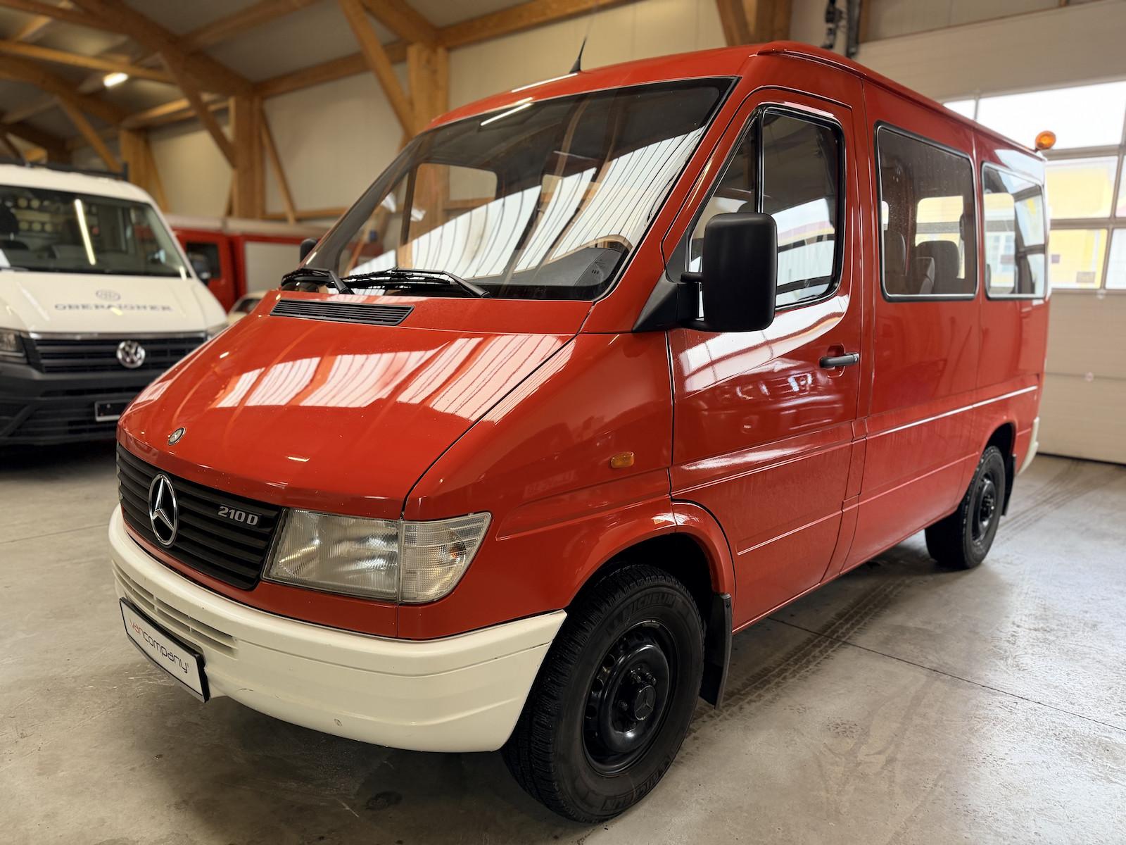 Mercedes-Benz Sprinter 210 D Kombi 9-Sitzer