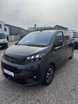 Peugeot Traveller Premium, L2, Pano, AHK, Navi - Peugeot Traveller Tageszulassungen