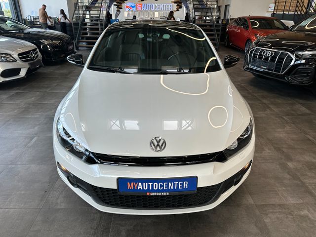 Volkswagen Scirocco *PANORAMA*NAVI*PDC*KLIMA*2-ZONEN*