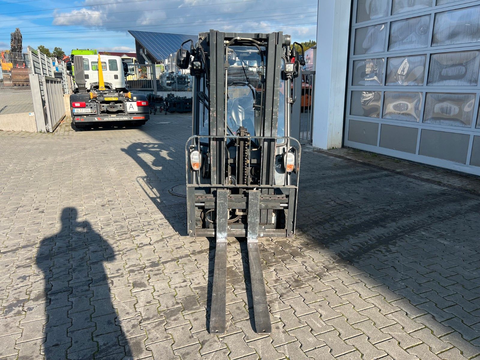 Fahrzeugabbildung Linde E14 - 01 / Triplex: 4.10m! / SS / nur 986h!