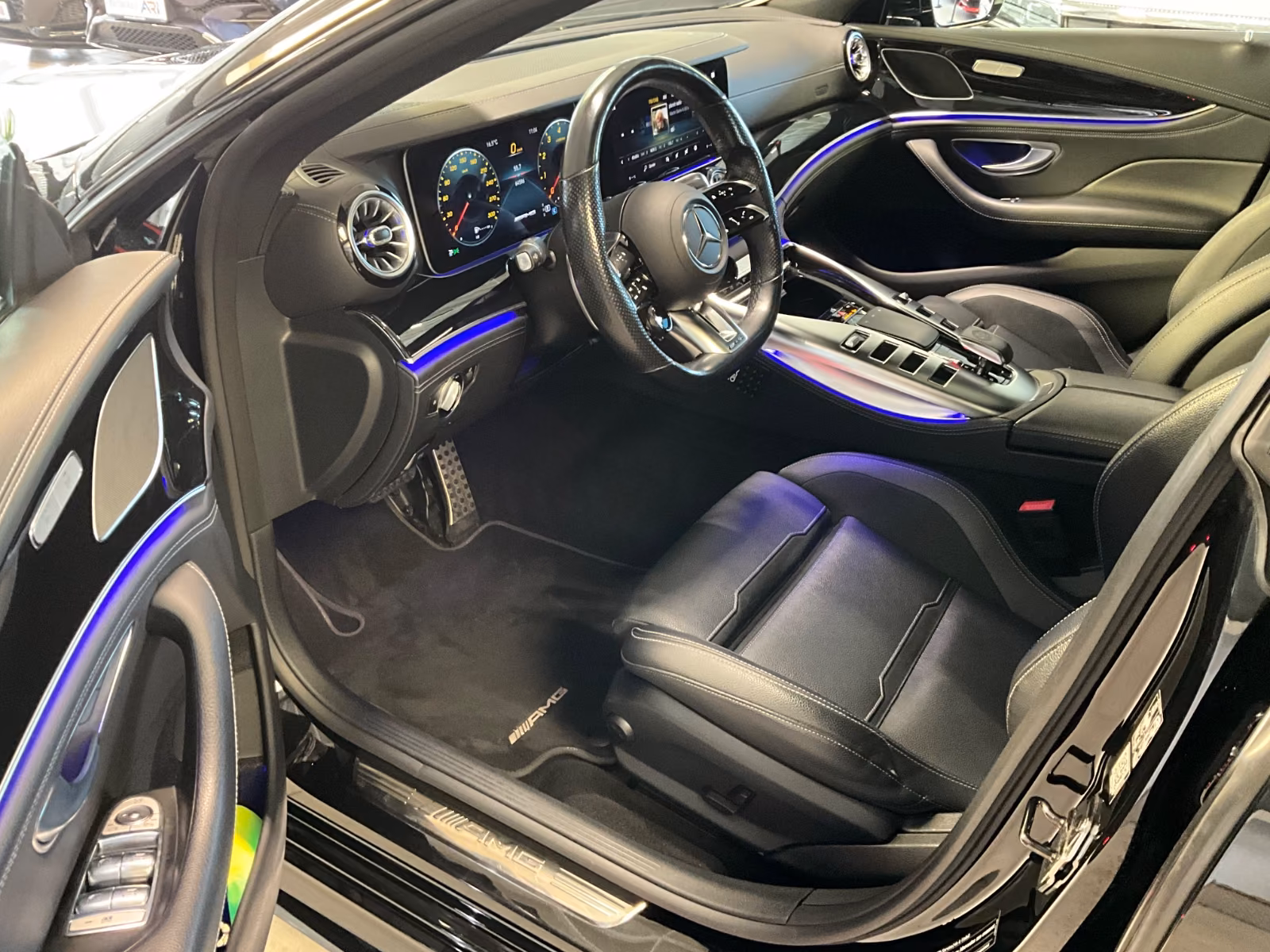 Mercedes-Benz AMG GT 4-43 4Matic+*LED*Schiebedach*21 Zoll*