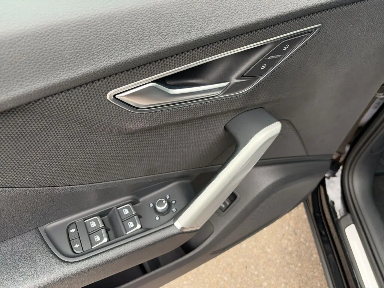 Audi Q2 35 TFSI advanced S tronic ACC LED R-Kamera, миниатюра 17