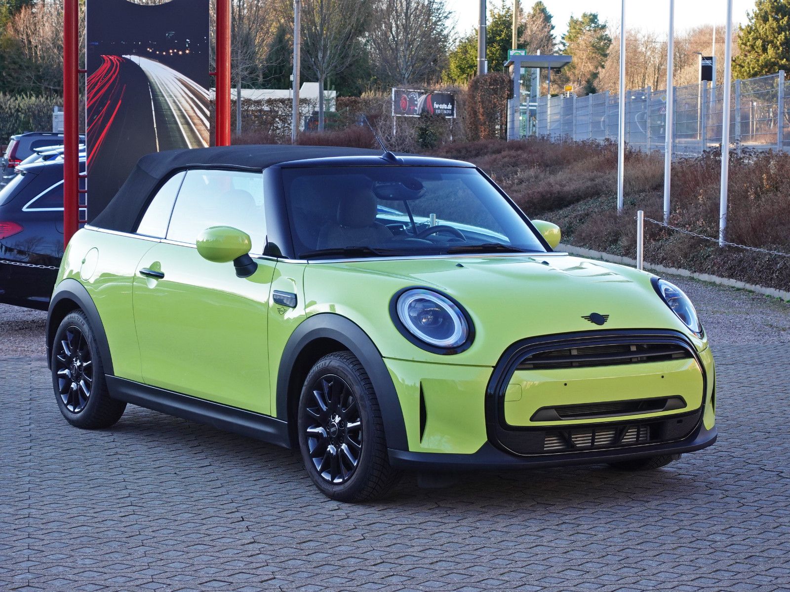 Fahrzeugabbildung MINI Cooper Cabrio Aut. I.Hd Navi CarPlay ZestyYellow