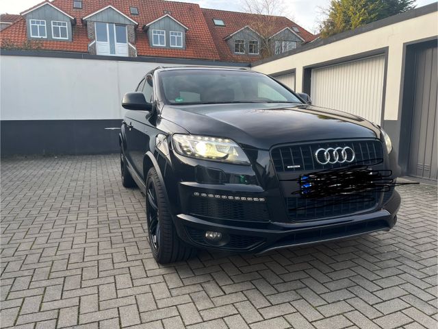 Audi Q7 3.0 TDI S-line /Pano/ Bose/ 7-Sitzer / AHK