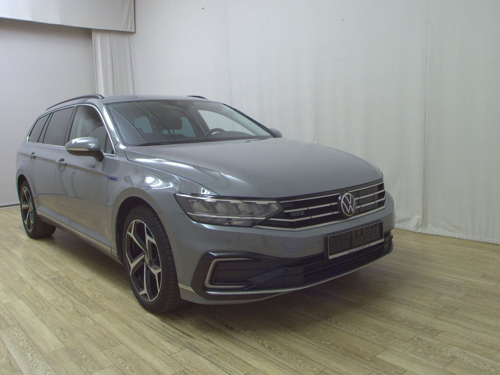 Volkswagen Passat Variant GTE 1.4 TSI Navi LED RFK Shz imagem 3