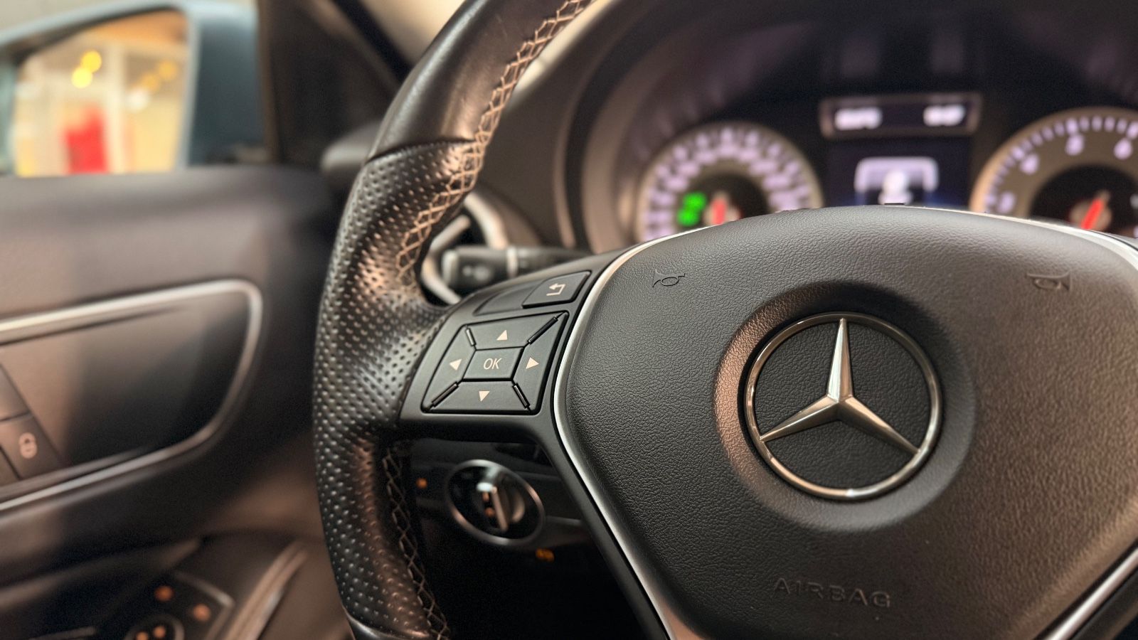 MERCEDES-BENZ A 180 A 180 Urban Kamara|LED|Xenon|Automatik Vorschau 27