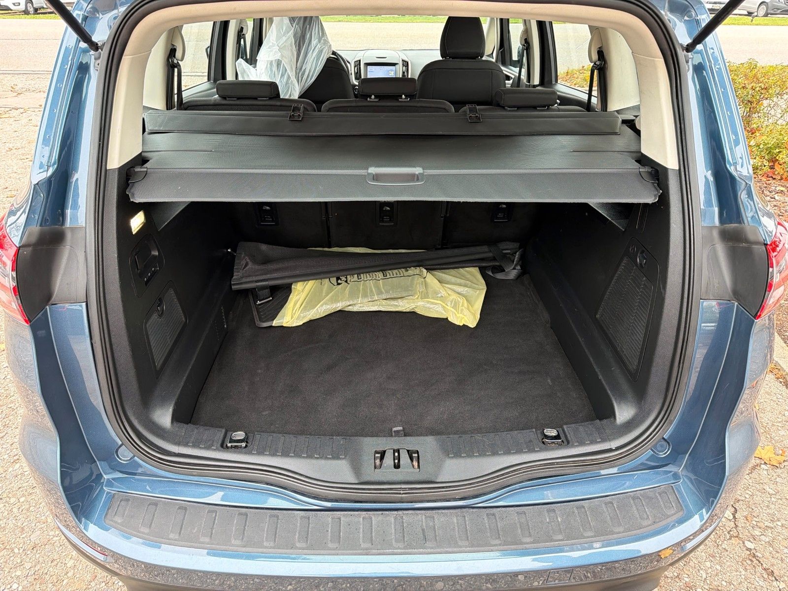 Fahrzeugabbildung Ford S-Max S-MAX Titanium