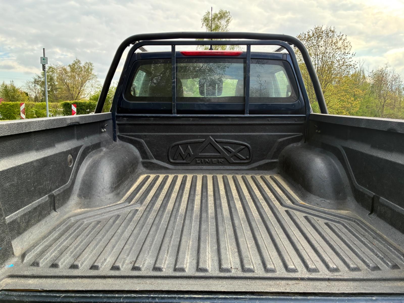 Nissan Navara NP300 Double Cabine 163ch - 2 ème main - Attelage - Entretien complet - CT récent