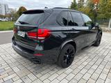 BMW X5 40d xDrive M-Paket | 7-Sitzer | Panorama  - BMW X5 Gebrauchtwagen in Stuttgart