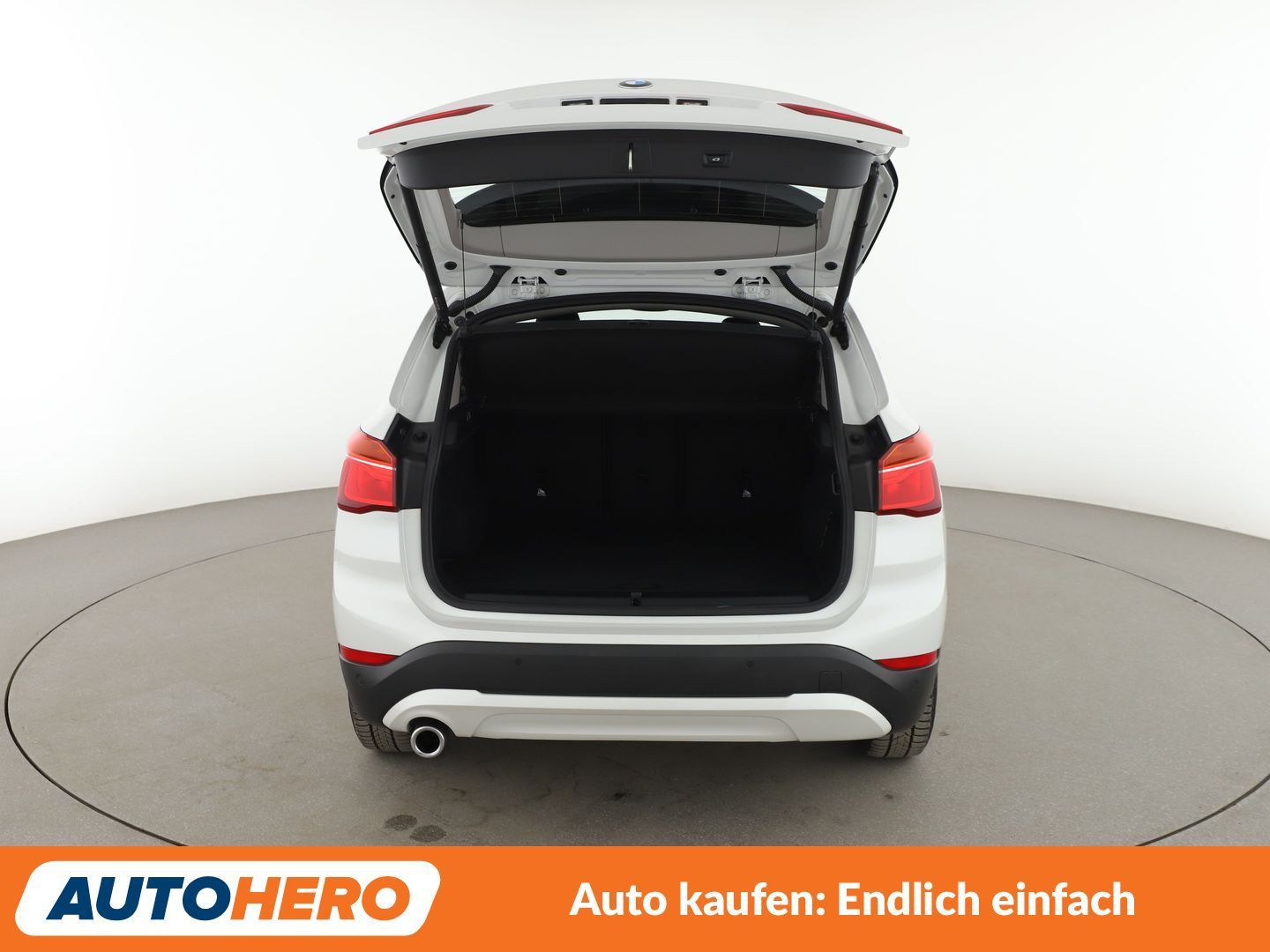 BMW X1 sDrive 18i Advantage Aut.*NAVI*TEMPO*PDC*SHZ* foto 17