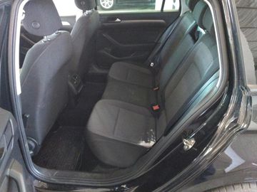 Volkswagen Passat Variant - 6