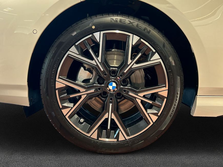 BMW 116 - Bild 8