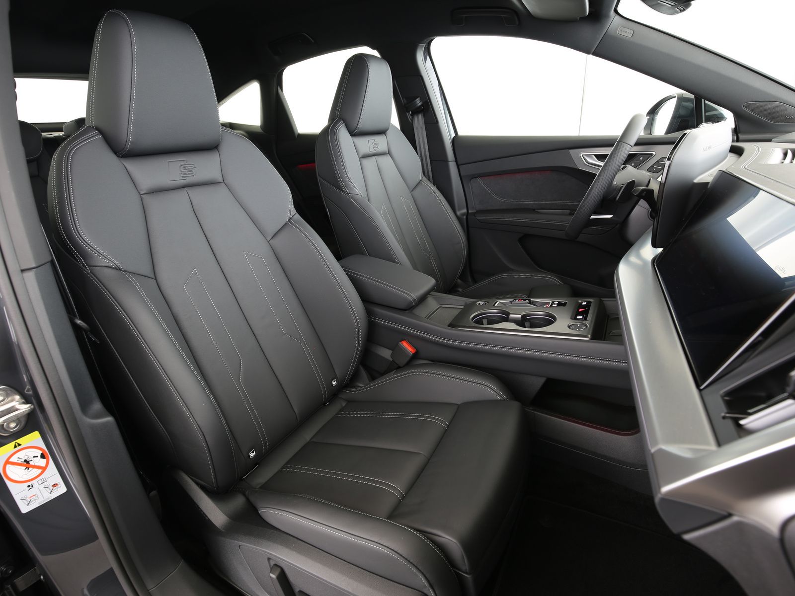 Audi Q4 - Bild 23