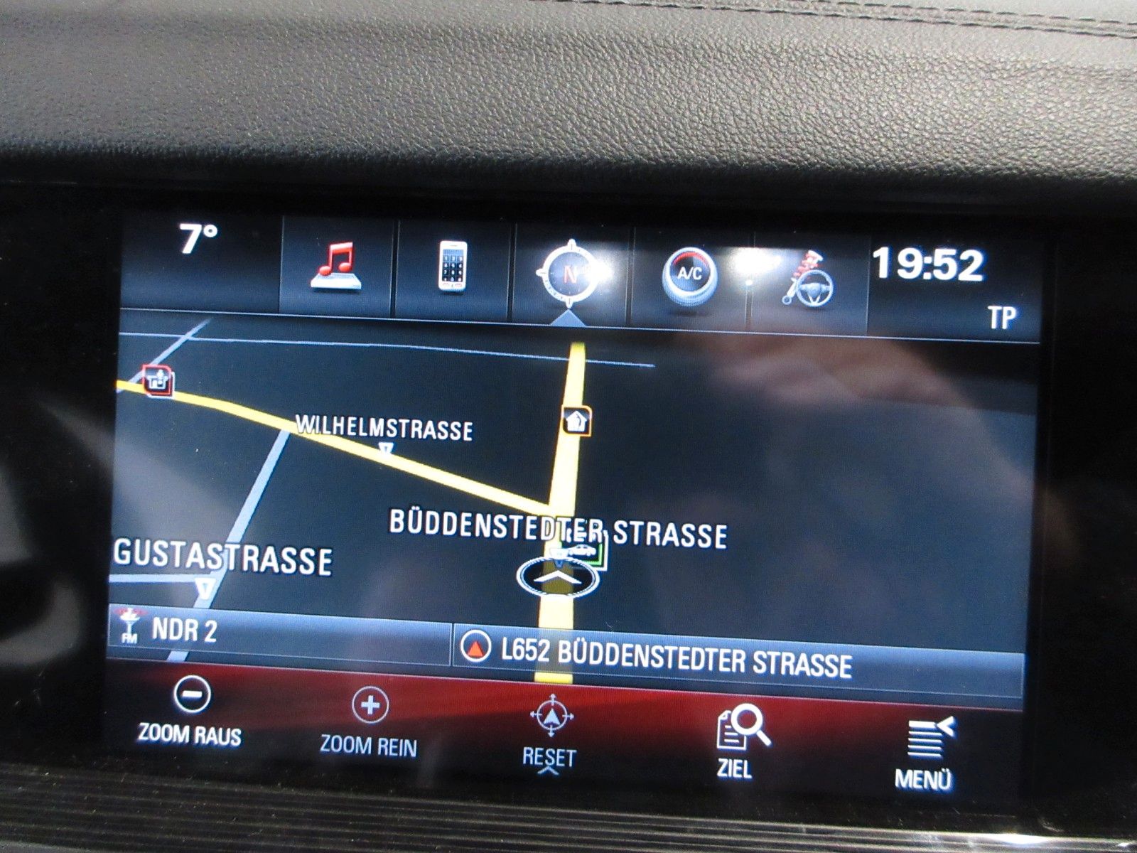 Fahrzeugabbildung Opel Insignia B ST Innovation 4x4 LEDER/4xSHZ/LHZ/AHK