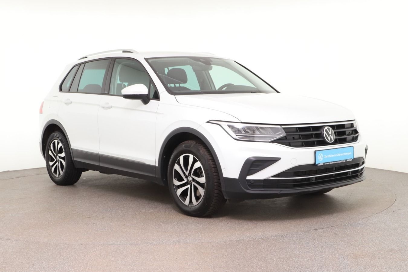 Volkswagen Tiguan 1.5 TSI DSG Active LED ACC App Navi AHK foto 5