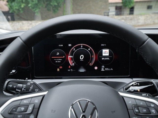 Tiguan Elegance TDI DSG Navi AHK 8-fach
