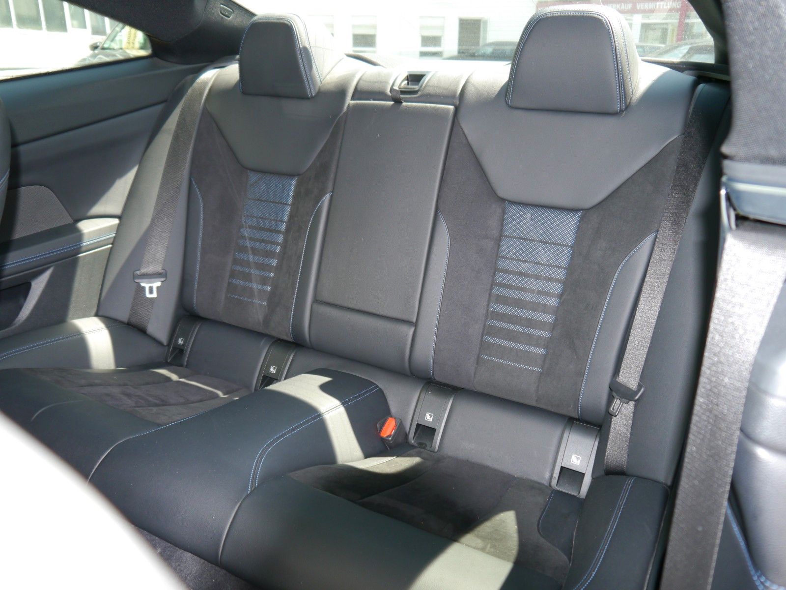 BMW 420 d Coupé M Sport PANO LED R.KAM. H&K CARPLAY foto 6