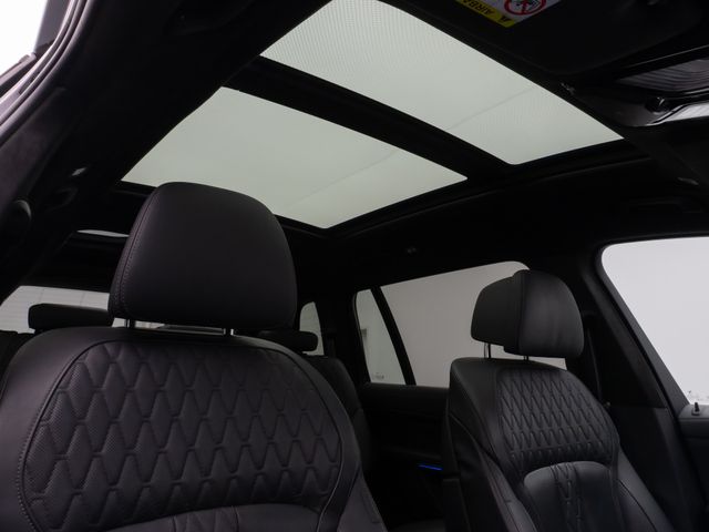 Foto Nummer 31: BMW X7 M60