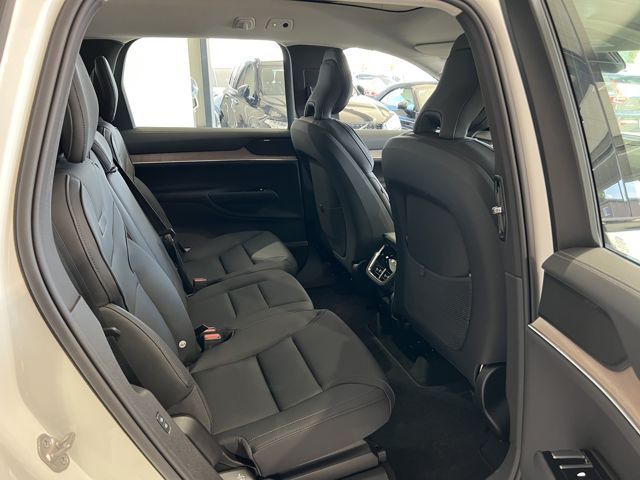Volvo EX90 Ultra Performance AWD FourC Massage HeadUp