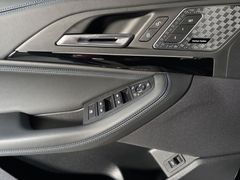 Fahrzeugabbildung BMW 220i Active Tourer -- M Sport/ ACC/ AHK/ HeadUp