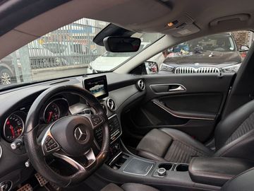 Mercedes CLA 200 - 10